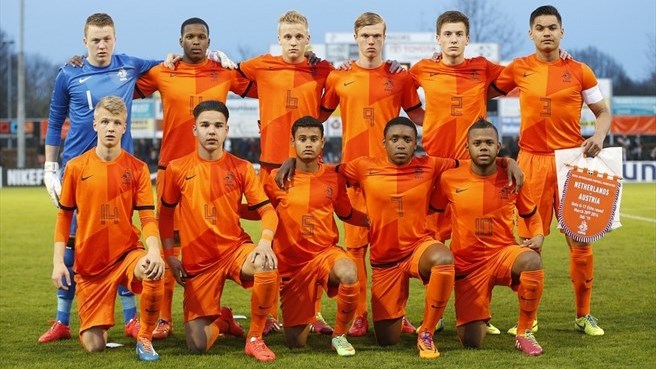 «Нидерланды U17»–«Швеция U17» – уверенный старт чемпиона!
